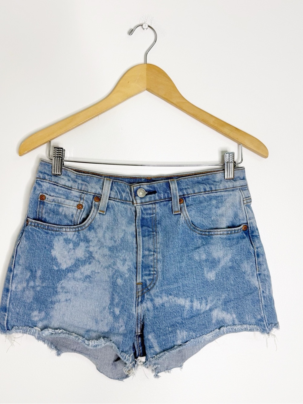 Levi’s 501 Original Denim Shorts W28 High Rise Cutoff Jean Shorts